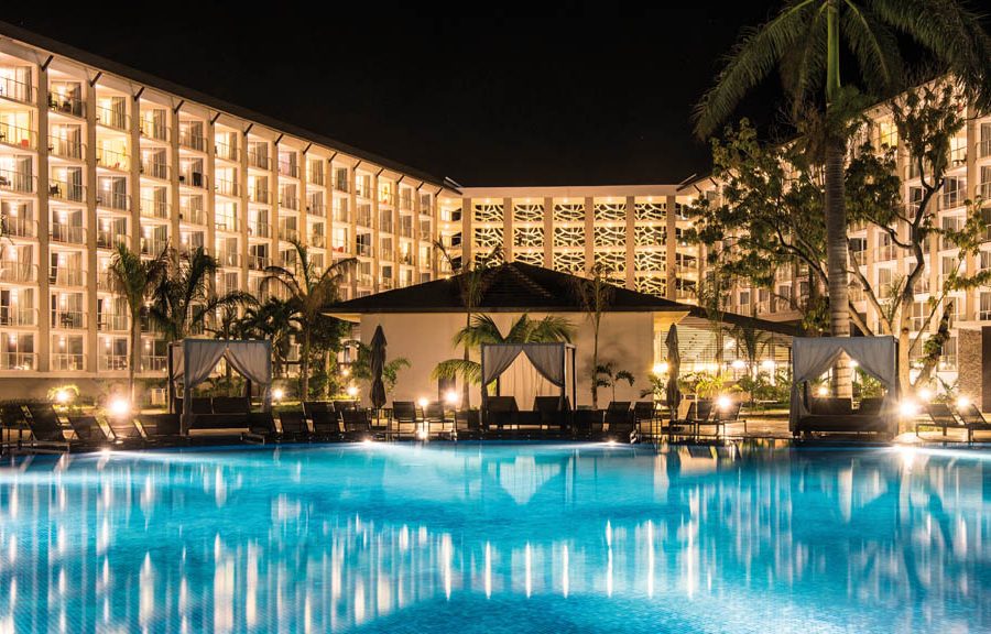 Royalton White Sands