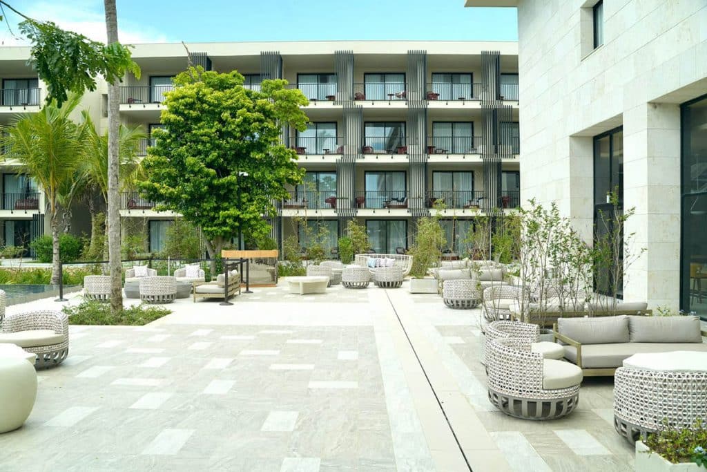 Madeplax, remodelación de hoteles