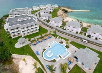 Grand Palladium Lady Hamilton Resort